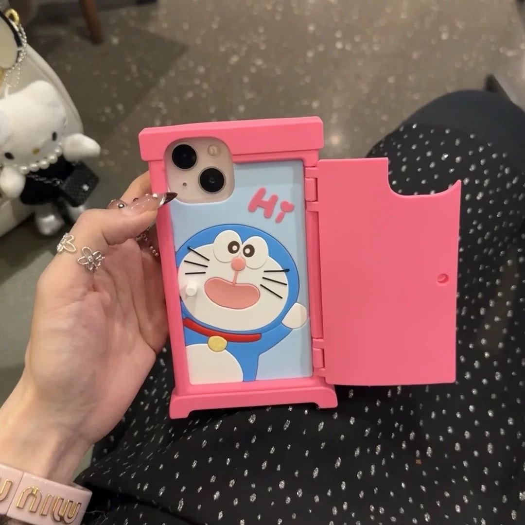 ピンク色iphone15pro/16plus/13proスマホケース スタンド機能ひみつ道具iphone16pro/15promax/12/11カバーどこでもドア女性ソフトシリコン